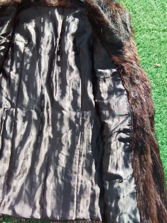 Chaleco de piel marrón