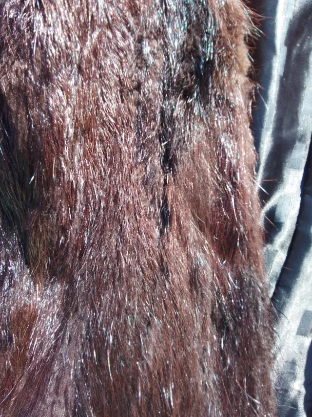 Chaleco de piel marrón