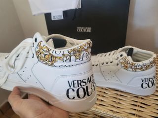 Valen 399€. A estrenar Versace zapatillas altas ce