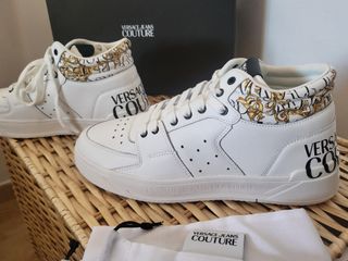 Valen 399€. A estrenar Versace zapatillas altas ce