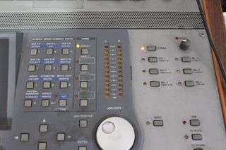 Mesa de mezclas digital TASCAM DM4800