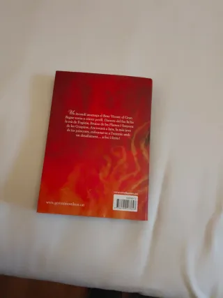Libro La Bruixa de les Flames .