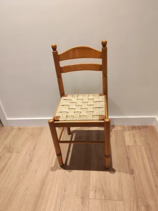 Mesa de cocina y 4 sillas