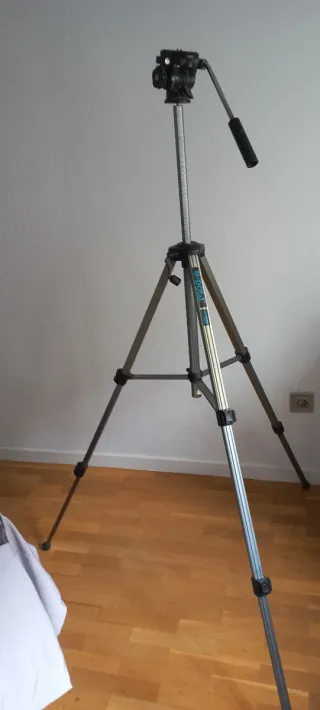 Trípode para cámara y vídeo