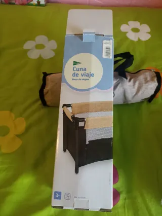 Mini cuna para muñeca