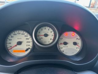 Toyota RAV4 4x4 bola de remolque