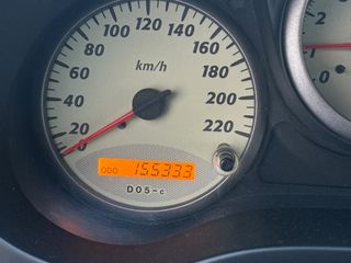 Toyota RAV4 4x4 bola de remolque