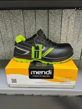 Zapatos de seguridad Mendi negros y verdes
