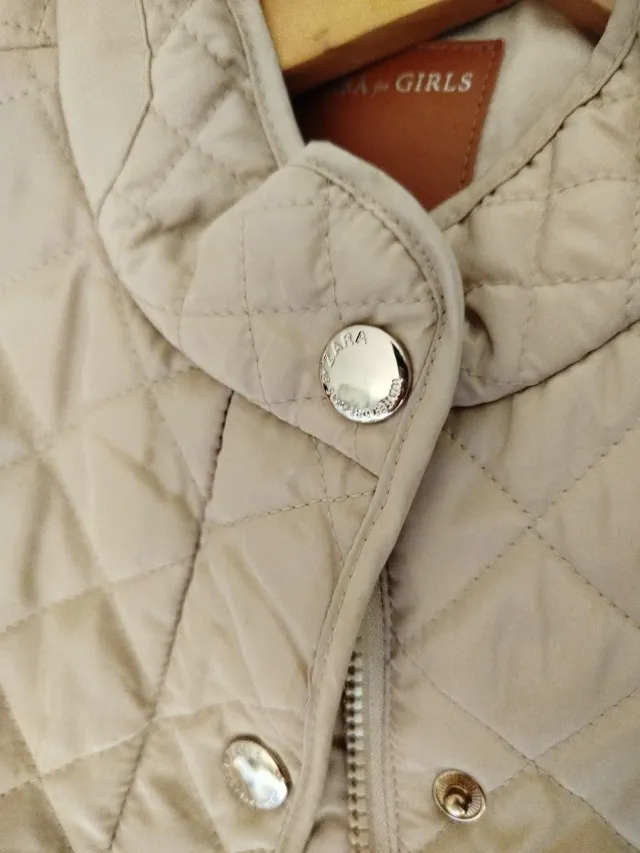 Abrigo acolchado Zara niña camel 12  años