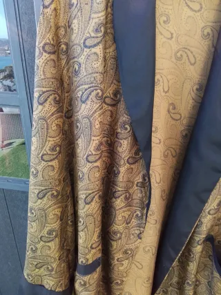 Bata de seda antigua Inglaterra,