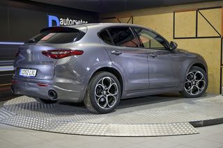 Alfa Romeo Stelvio   2.2 Diesel 154kW 210CV Veloce Q4