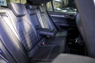 Alfa Romeo Stelvio   2.2 Diesel 154kW 210CV Veloce Q4