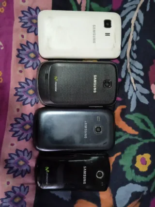 Lote móviles Samsung Galaxy para repuestos