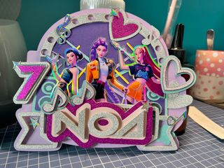 Cake toppers ( decoración pastel y mesa de dulces)