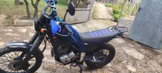 Yamaha Tricker Azul