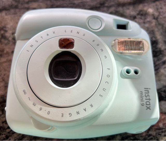 Cámara Fujifilm Instax Mini 9 Verde