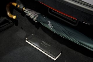 Aston martin DB9   5.9 Coupe Touchtronic