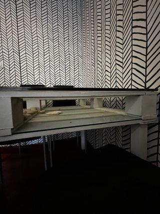 Mesa comedor cristal y 4 sillas negras