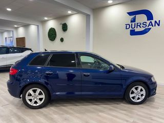 Audi A3   Sportback 1.6 TDI 105 Stronic Attraction