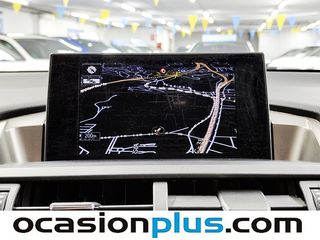 Lexus NX 300h Corporate 2WD 145 kW (197 CV)