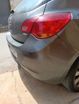 Opel Astra 2010