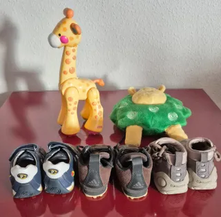 Lote Calzado Bebé Niño 9-15 Meses.