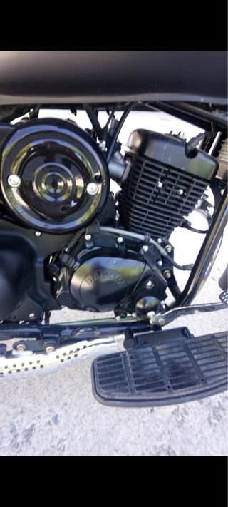 Daelim 125cc moto cuidada, pocos km