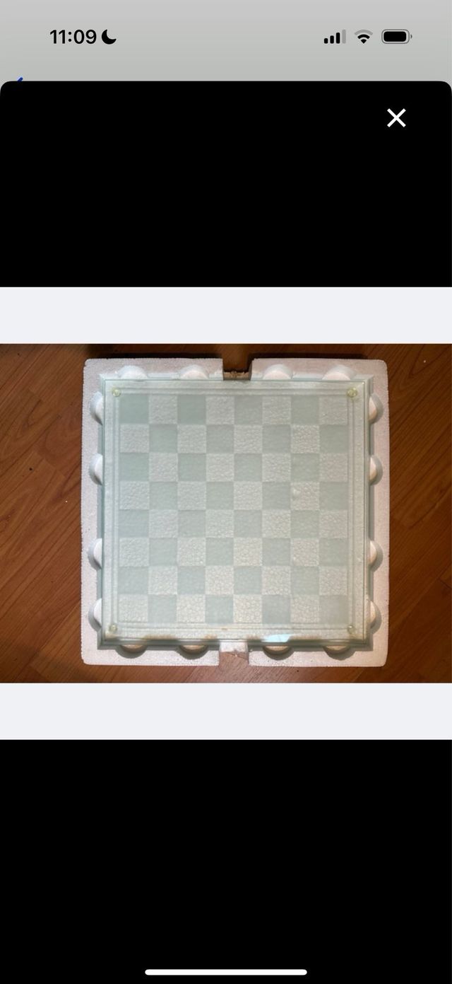 Juego de ajedrez de cristal