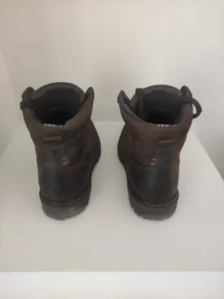 Botas de cuero marrones