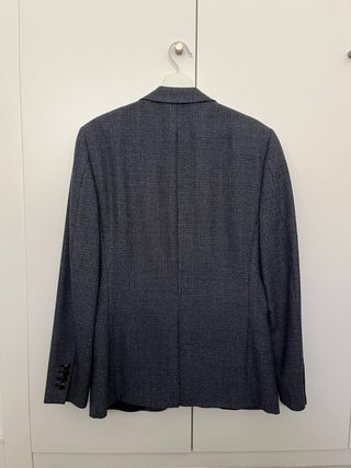 Americana de hombre gris