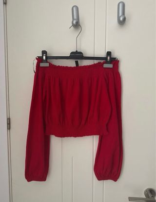 Crop top rojo manga larga