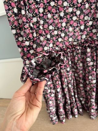 Vestido Stella et Suzie floral negro y rosa