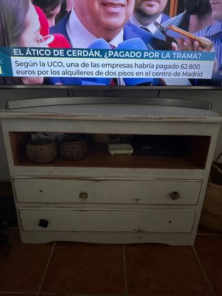 Mueble TV madera pino blanco