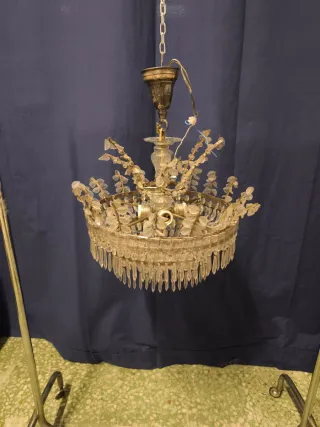 Lámpara de techo antigua