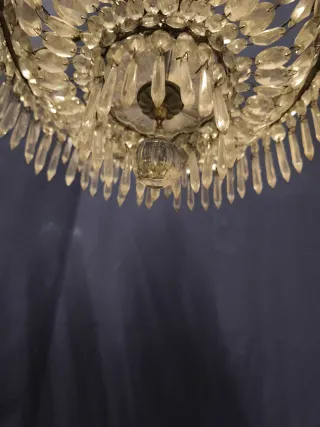 Lámpara de techo antigua