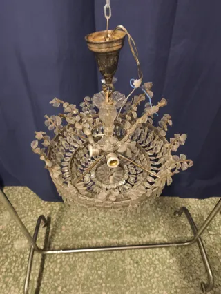 Lámpara de techo antigua