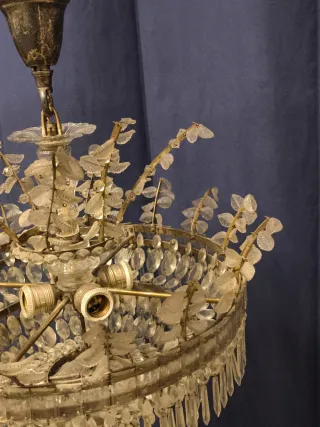 Lámpara de techo antigua