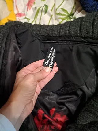 Abrigo Desigual Negro