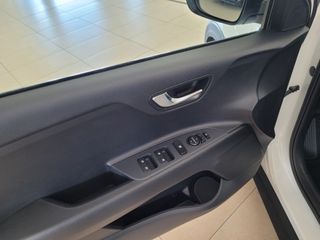 KIA Stonic 1.0 TGDi 100CV MHEV MT Concept