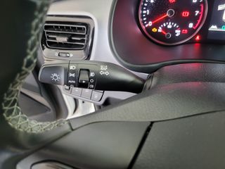 KIA Stonic 1.0 TGDi 100CV MHEV MT Concept