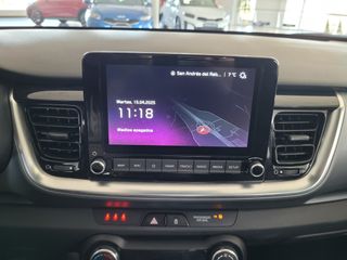 KIA Stonic 1.0 TGDi 100CV MHEV MT Concept