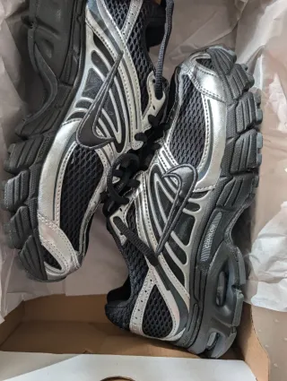 Zapatillas Nike Air Max Moto 2K