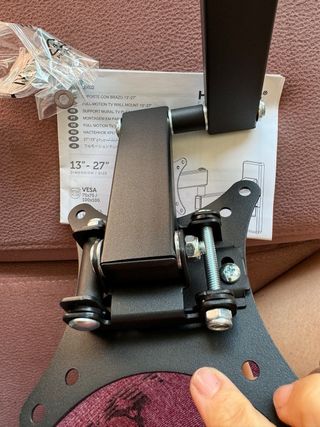 Soporte TV HOLMIOS Brazo Articulado 13-27