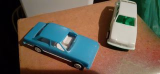 2 Macchinine plastica scala 1:48