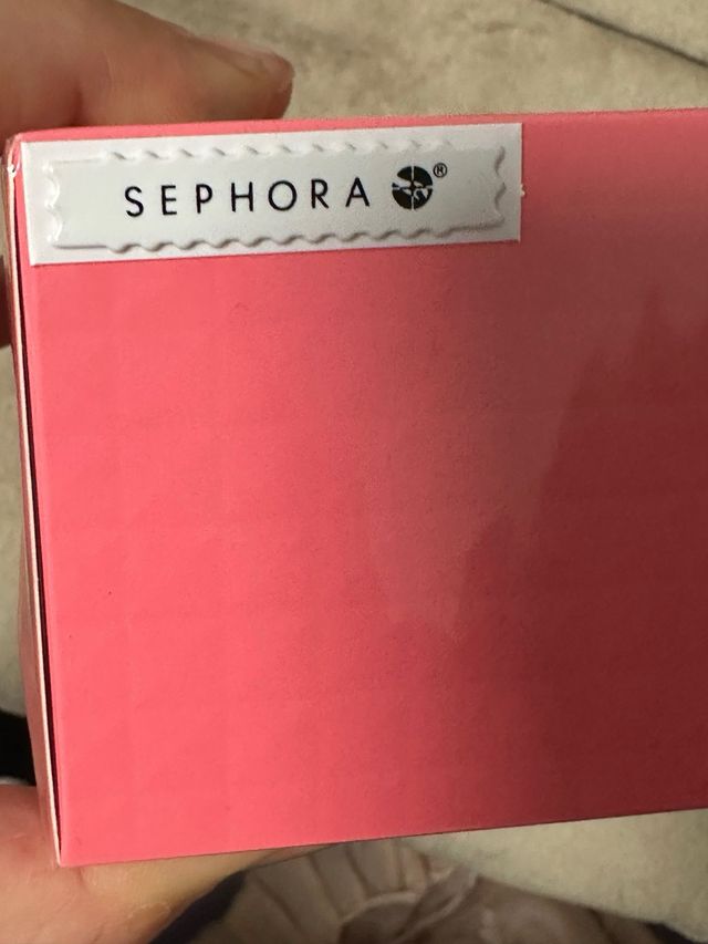 Valentino Donna Born in Roma Intense Perfume