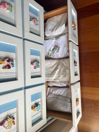 Cômoda infantil madeira 5 gavetas