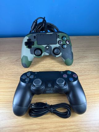 2 Controller PS4 di terze parti