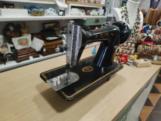 Máquinas de coser con motor