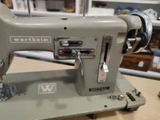 Máquinas de coser con motor