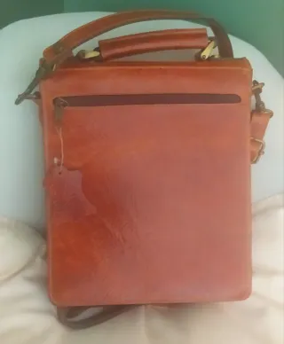 Bolso bandolera de piel marrón unisex